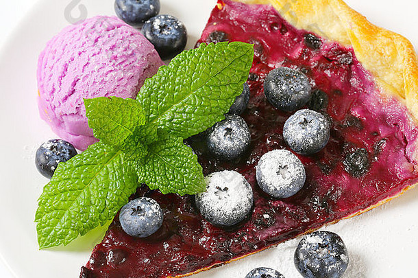 片夸克蓝莓flammkuchen冰奶油