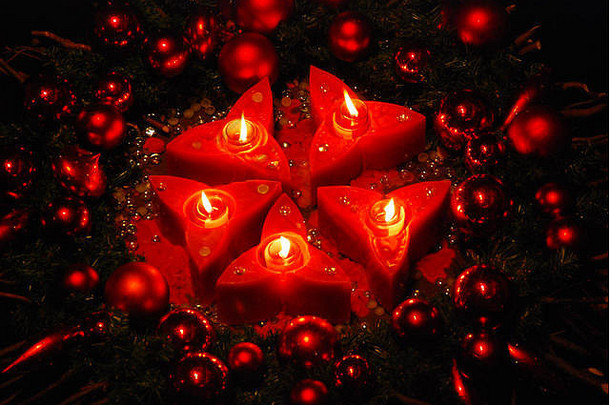 圣诞节蜡烛持有人设置明亮的蜡烛庆祝活动圣诞节圣诞节装饰