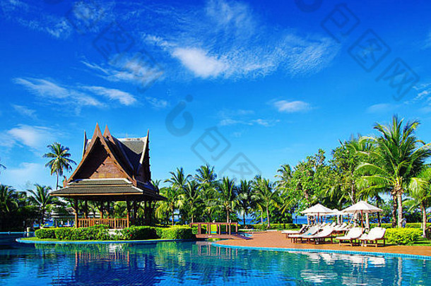 美丽的游泳池泰国