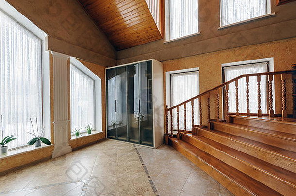 入口大厅现代房子木楼梯