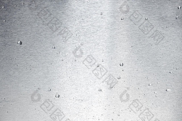 铝变形表面滴水