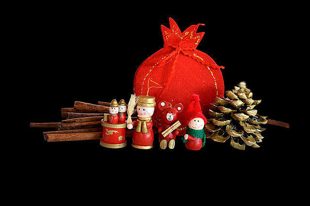 木数据肉桂棒石榴传统的圣诞节装饰