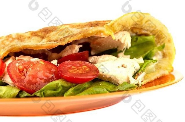 煎饼使燕麦片油酸奶塞鸡角生菜番茄健康的早餐板白色背景