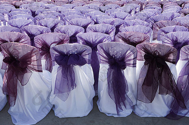 紫色的装饰<strong>座位婚礼</strong>聚会，派对