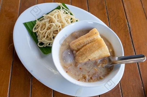 缅甸冷面条汤碗