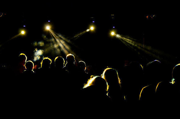 音乐会事件阴影