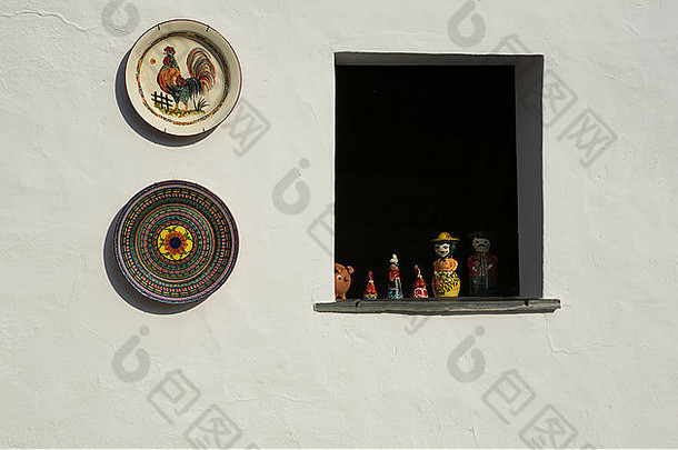 色彩斑斓的陶瓷出售窗口蒙萨拉什葡萄牙
