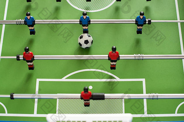 人的角度来看视图向下一半桌上足球集足球球