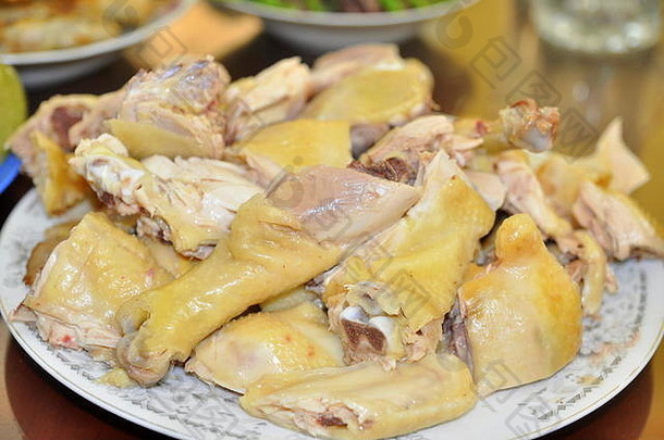 传统的一年结束聚会，派对鸡春天卷大米越南家庭
