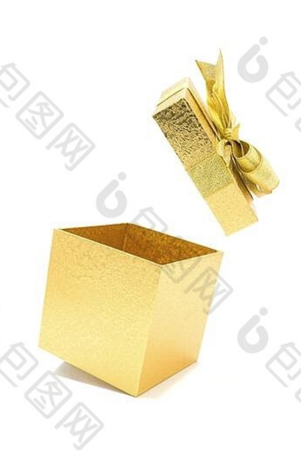 开放空黄金礼物盒子孤立的白色背景
