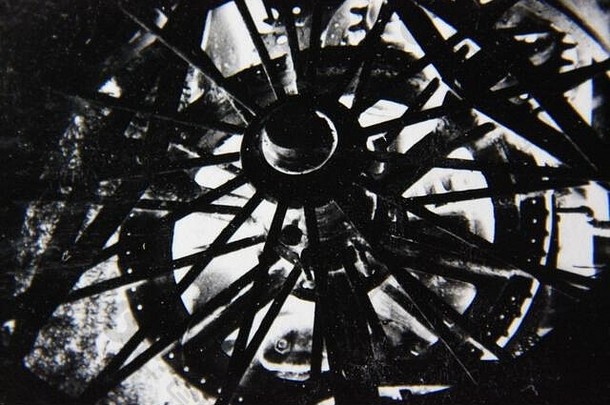 细古董黑色的白色极端的摄影木马车轮西