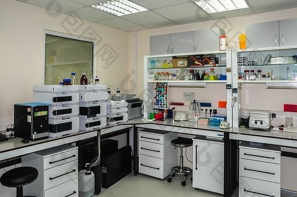 化学生物实验室室内现代实验室家具设备