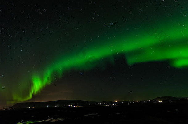 强大的活动北部灯冰岛特征生动的绿色发光奇怪的运动交付摘要模式4月
