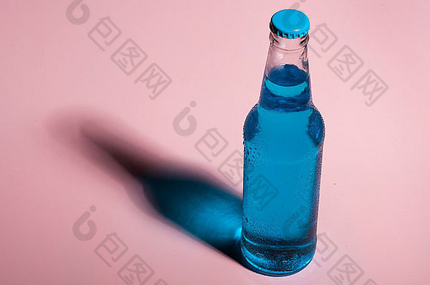 各种各样的有机蓝色的工艺sodas狗糖