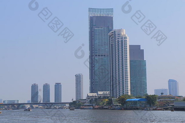 摩天大楼潮phraya河曼谷泰国