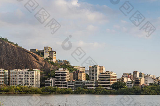 框架住宅建筑俯瞰拉戈阿罗德里弗雷塔斯里约1月巴西