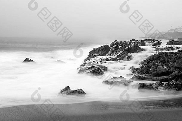 早期早....慢运动图片海水冲锋利的崎岖的海岸线礁拉古纳海滩加州
