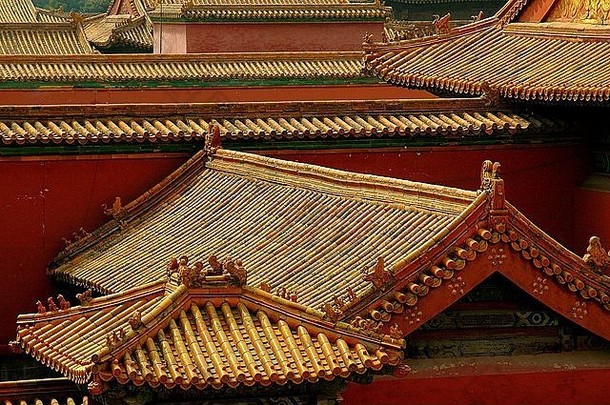 北京<strong>中</strong>国橙色陶瓷瓷砖屋顶雕刻上釉动物数据<strong>装修</strong>屋顶被禁止的城市