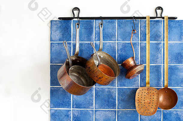 厨房电器挂复古的设计铜厨房用具集