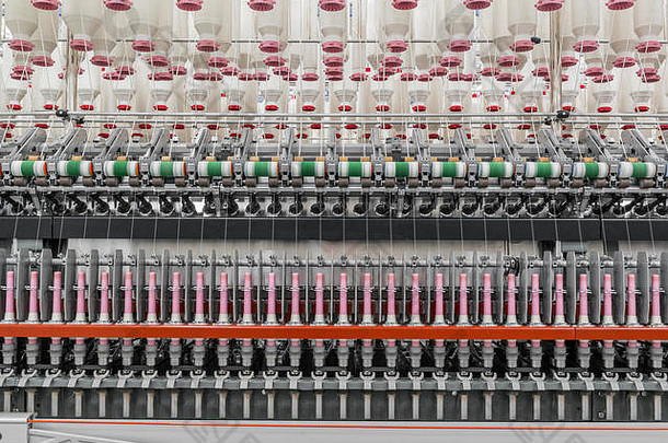 机械设备车间生产线程前面视图室内工业纺织工厂