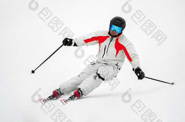 专业高山激流回旋滑雪滑雪准备坡新鲜的雪山行动相机腿