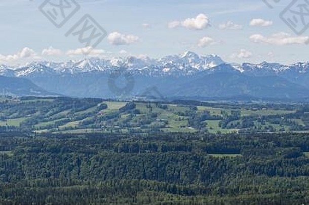 全景视图韦特斯坦山范围峰中间楚格峰德国最高山米