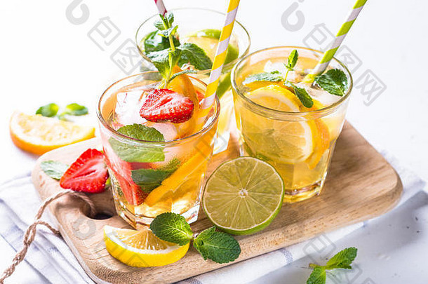 柠檬水集夏天饮料柠檬水莫吉托草莓柠檬水眼镜