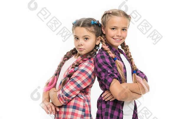 童年幸福友谊姐妹关系小孩子时尚儿童一天回来学校小女孩孩子们完美的头发快乐姐妹美时尚学校类