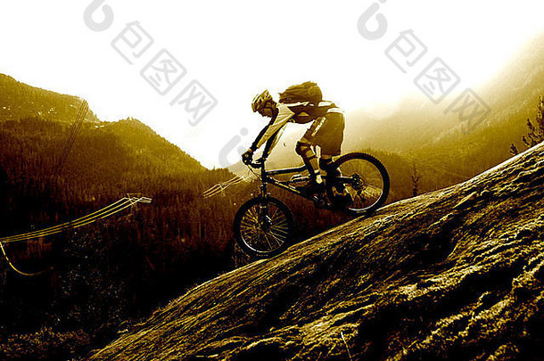 山骑自行车极端的骑惠斯勒英国哥伦比亚