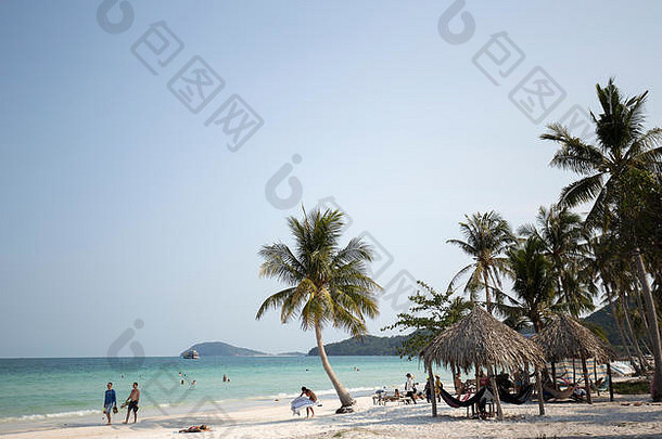 夏天假期假期府他岛白色沙子海滩椰子树棕榈树清晰的蓝色的天空