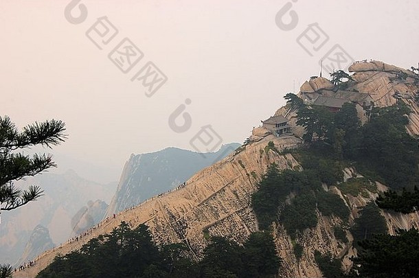陡峭的悬崖神圣的山华山中国
