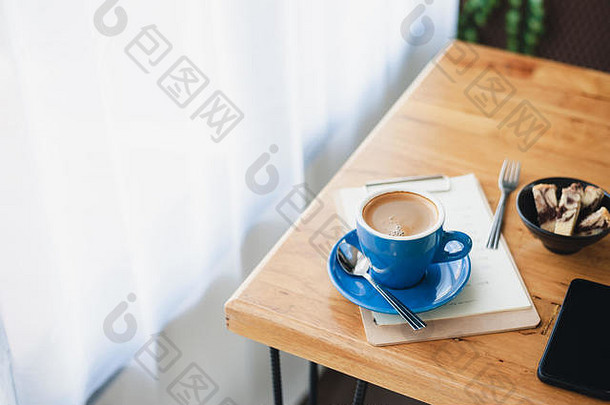 摘要情感场景热长黑色的美国蓝色的咖啡杯表格咖啡馆早....时间周末活动放松最喜欢的