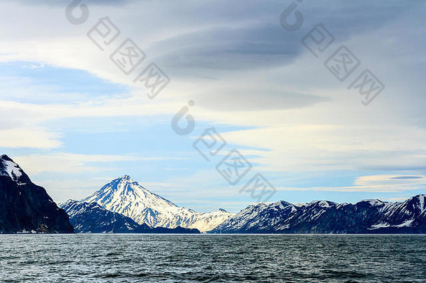 美丽的视图火山维柳钦斯基海洋堪察加半岛半岛俄罗斯