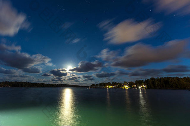 航行船游艇玛丽娜晚上多云的天空南纳斯港瑞典