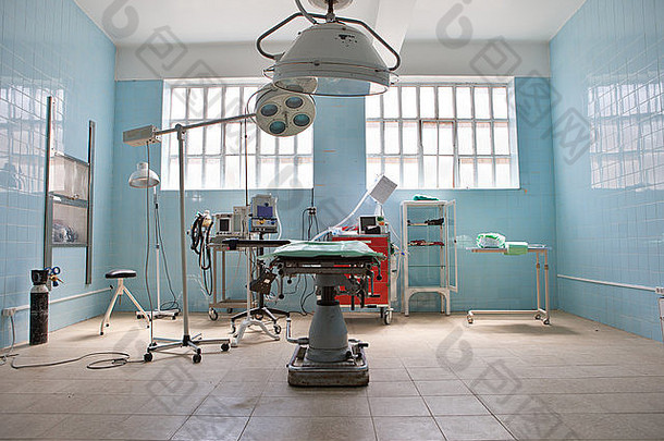 空手术室斗牛场斗牛士受伤的牛外科手术操作房间属于吵