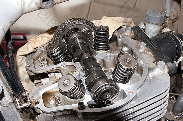 摩托车维护油缸头阀弹簧有点链凸轮轴
