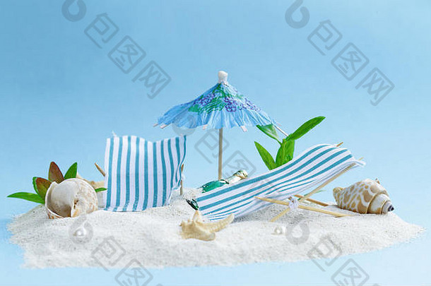 旅行假期概念沙子岛海滩日光浴浴床