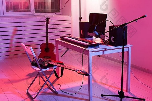麦克风电脑音乐的设备吉他计划背景首页记录工作室概念
