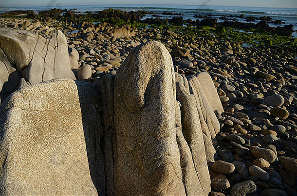 卵石海滩<strong>岩石</strong>低潮南奥迪亚人布列塔尼法国