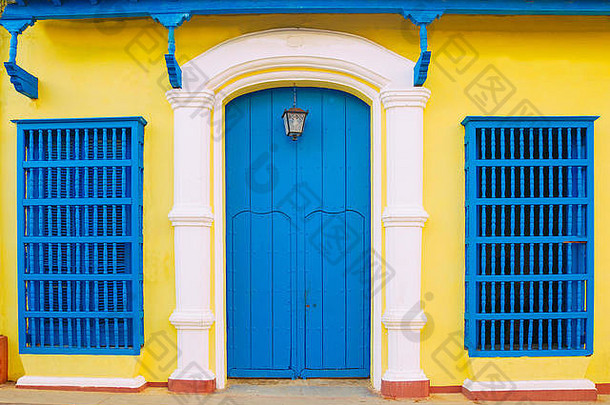 色彩斑斓的外观特立尼达拉岛古巴