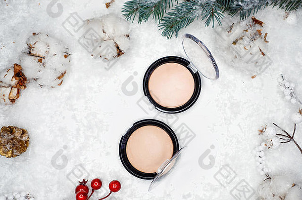 圣诞节化妆皮肤护理冬天化妆化妆品产品美节日图像粉萤光笔基金会