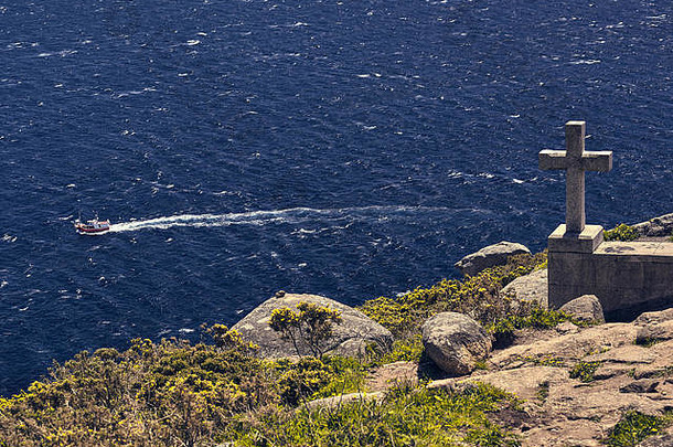 石头交叉悬崖边缘角菲尼斯特雷Fisterra加盟加利西亚西班牙欧洲