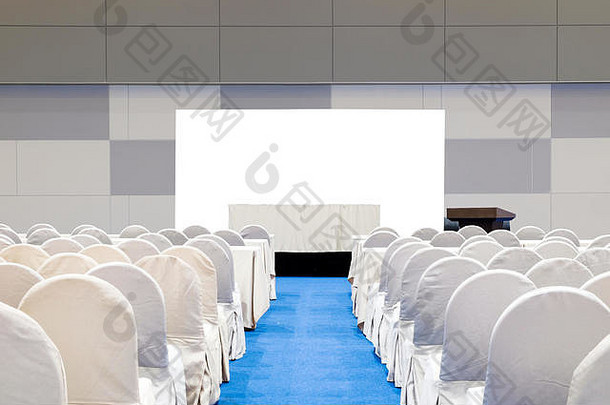 空会议房间阶段表格孤立的白色背景讲台上椅子业务会议研讨会