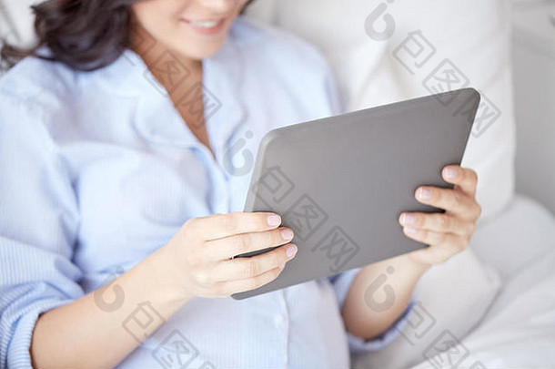 关闭怀孕了女人平板电脑<strong>首页</strong>