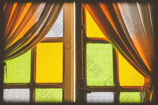染色玻璃窗口酒店房间