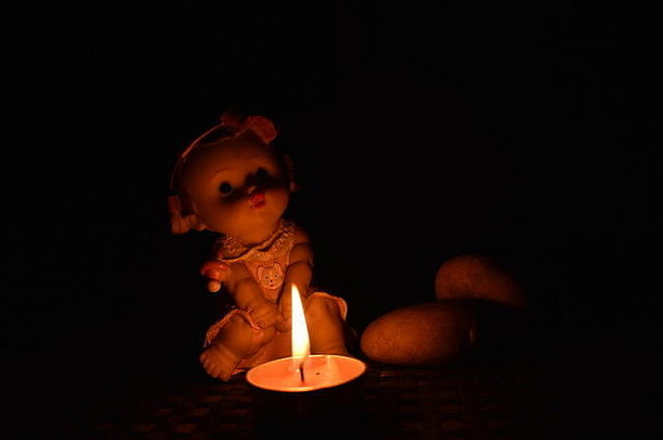 蜡烛娃娃