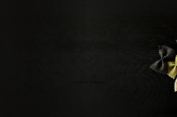法尔法尔生法法里尼彩色的意大利意大利面木黑色的变形背景特写镜头视图前免费的空间文本横幅