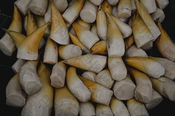 得了吧五月五月竹子芽受欢迎的异国情调的蔬菜汤传统的老挝厨房出售銮prabang早....市场