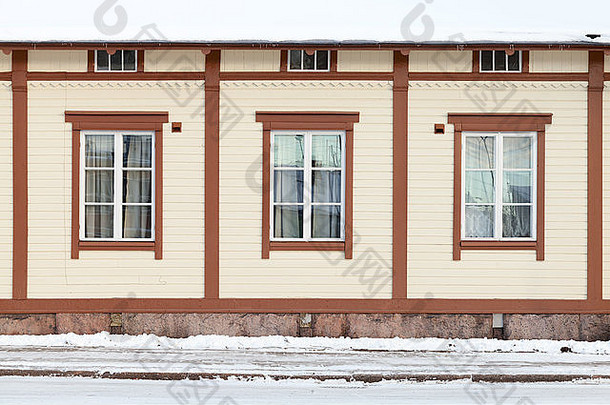 欧洲木房子外观外墙窗户背景照片纹理