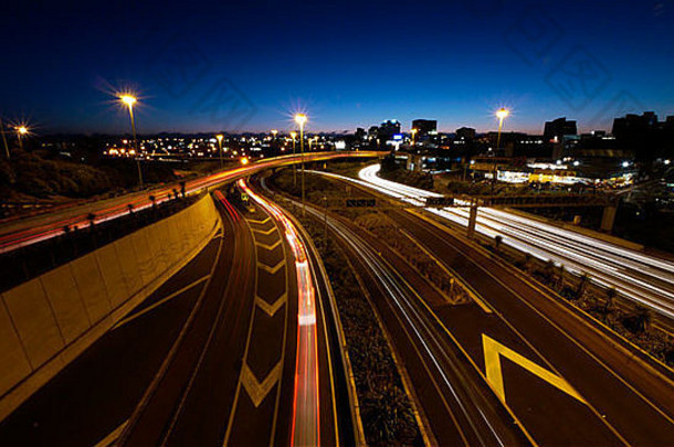交通流早期晚上南部高速公路奥克兰新西兰西
